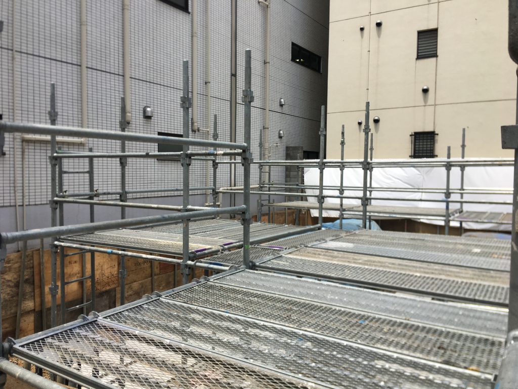 新宿区 地足場工事